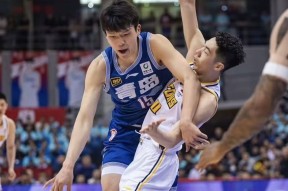 赛地聚焦：CBA季后赛转会期热度飙升，广厦男篮门线救险，质疑声仍在，身体对抗强度拉满的简单介绍-华体会平台