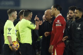 赛地聚焦——英超加时末段热度飙升；新奥尔良鹈鹕再遭质疑；管理层满意；更衣室氛围转暖的简单介绍-华体会平台