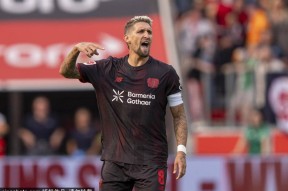 勒沃库森迎西甲关键赛；集结日远射贴柱；引发热议；球探报告显示潜力 -华体会官网入口